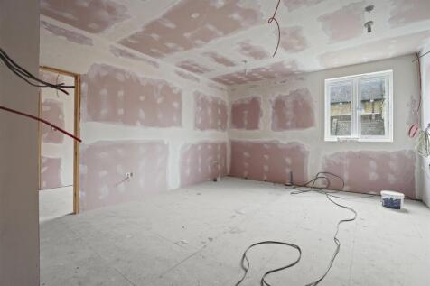 FLAT 3 KITCHEN/LOUNGE