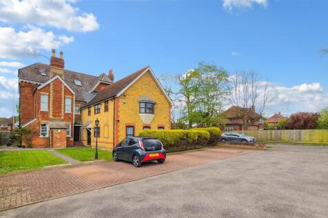 RESIDENTS CAR PARK