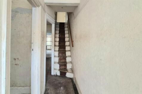 0088entrance.jpg