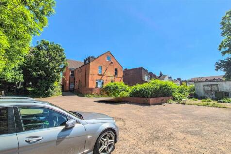 RESIDENT CAR PARK