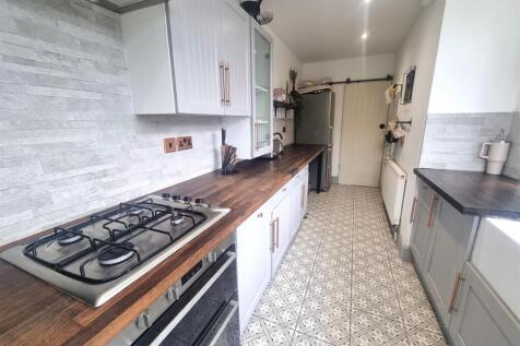 Extended Breakfast Kitchen