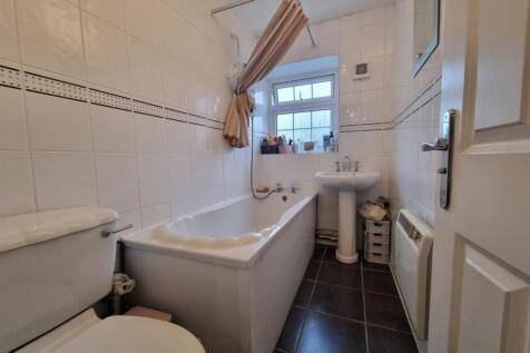 Well Fitted Bathroom