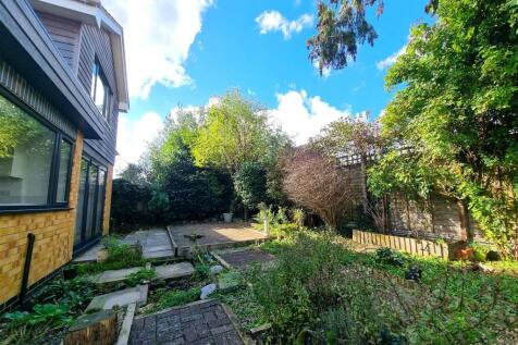 Enclosed Rear Garden
