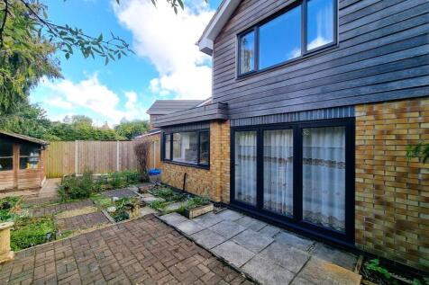 Enclosed Rear Garden
