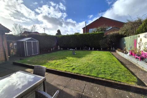 Sunny Rear Garden