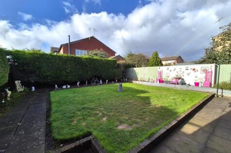Sunny Rear Garden