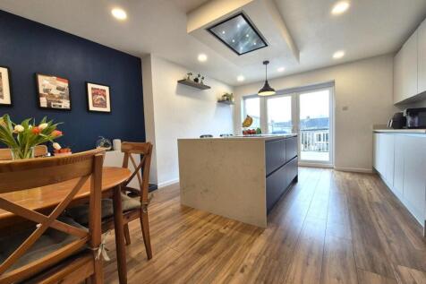 Extended Kitchen/Din