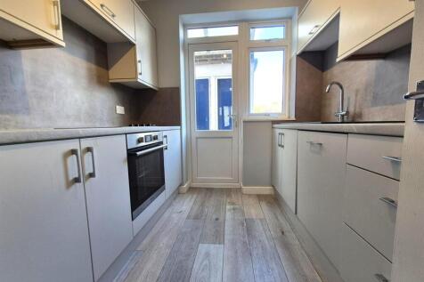Modern Fitted Kitche
