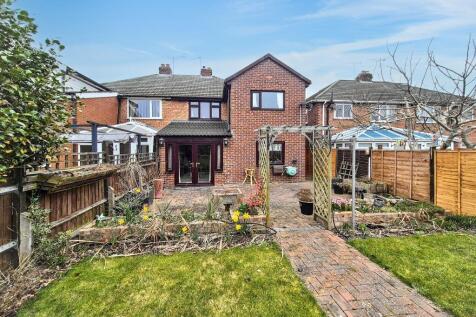 Sunny Rear Garden