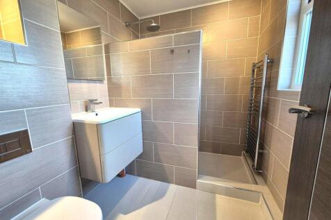 Ensuite Shower Room