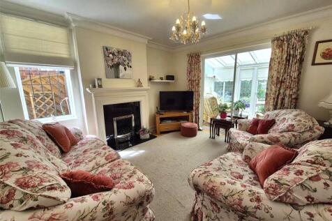 Rear Lounge
