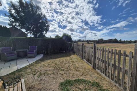 Sunny Rear Garden