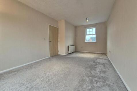Spacious Lounge