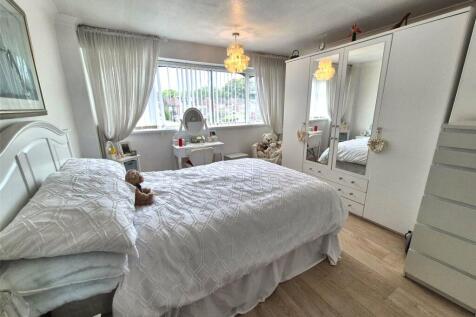 Bedroom No.1