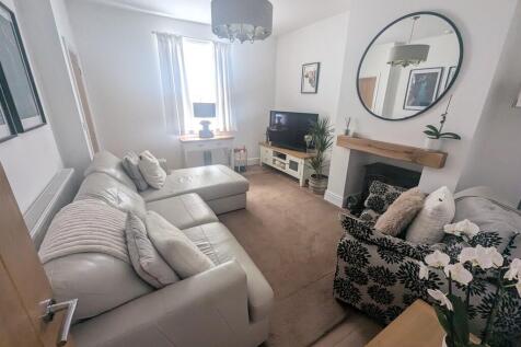 LOUNGE. 