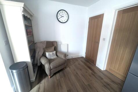 DINING AREA.