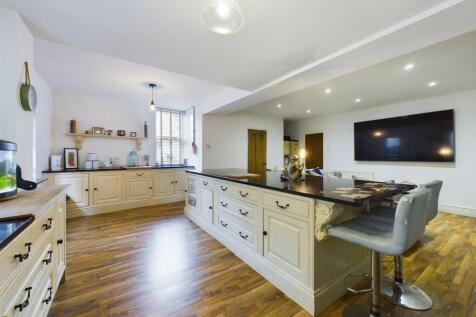 Kitchen/ living area