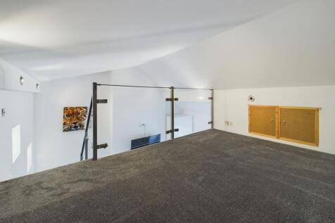 Bedroom 2 Mezzanine area