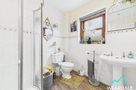 WC &amp; Shower Room