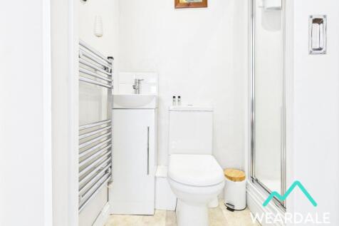 Bedroom 1 En-suite