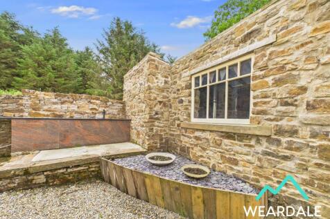 Outdoor Kitchen Area
