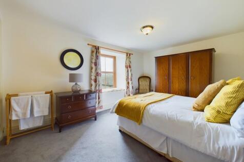Cottage Bedroom 1