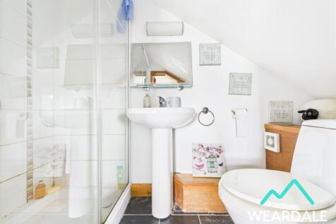 Bedroom 2 En-suite