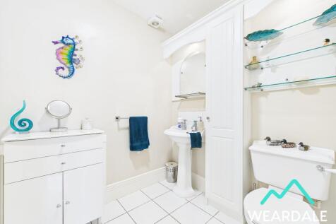 Bedroom 1 En-suite