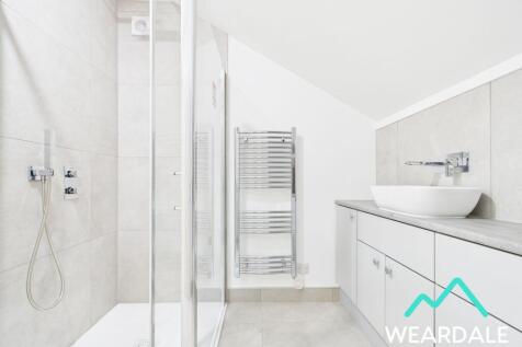 First Floor Bathroom