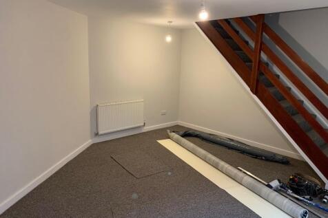 Lounge angle 2
