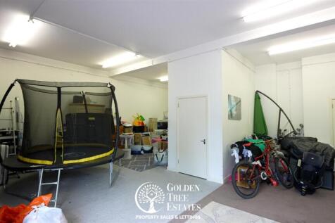 Double Garage