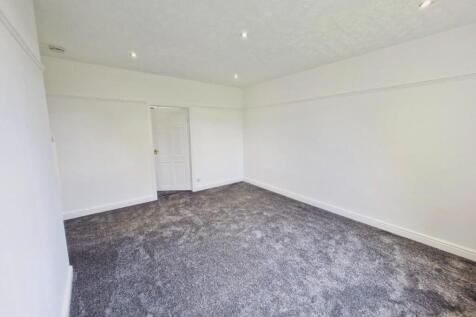 22 Izatt Terrace 15.jpeg