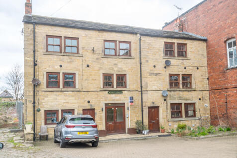 FLAT 4 10 WESLEY STREET MORLET LEEDS LS27 9ED