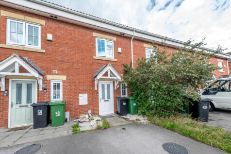 61 PARKFIELD COURT MORLEY LEEDS  LS27 0NR