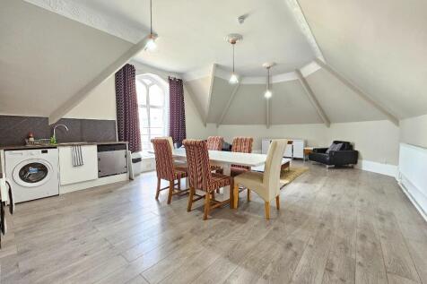 Communal Lounge