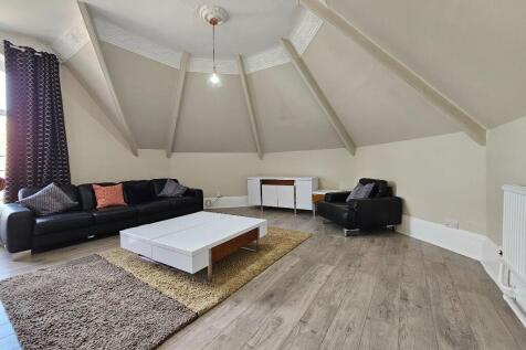 Communal Lounge