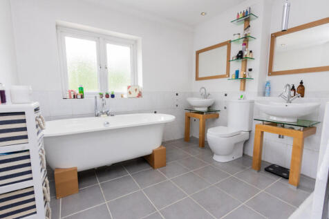 Screenshot 2025-1...