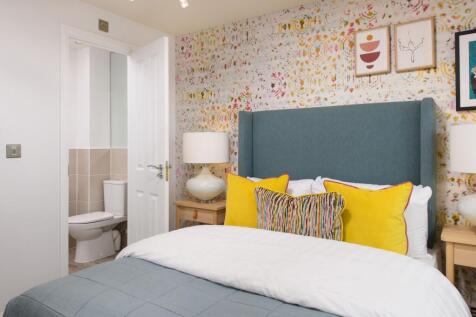 Scholars Park Collaton main bedroom