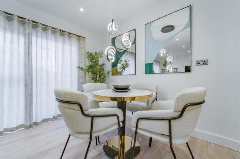 01.Livingroom1-5.jpg