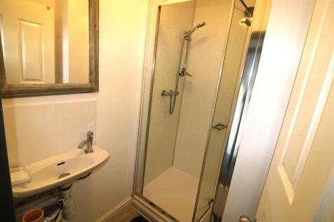 Shower Room 1
