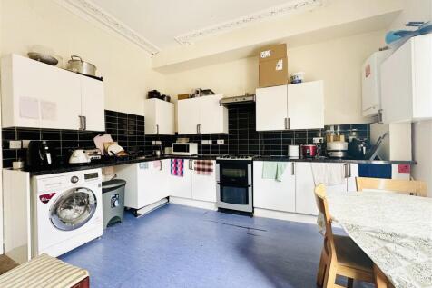 Communal Kitchen