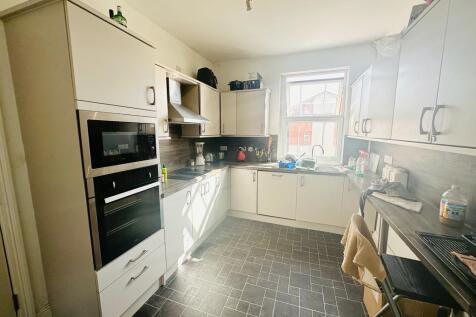 Communal Kitchen