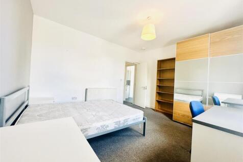 Bedroom 6.jpeg