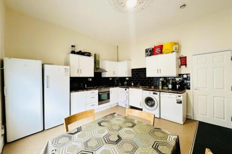 Communal Kitchen