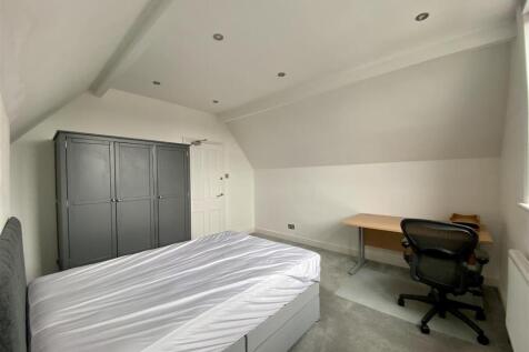 bedroom.