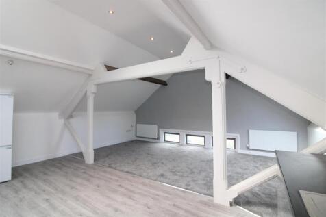 Kitchen/Living room