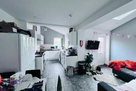 Lounge/Kitchen
