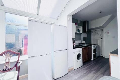 Kitchen/ conservatory