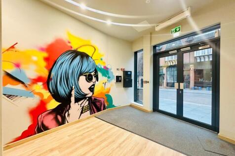 Entrance Hallway 3.jpeg