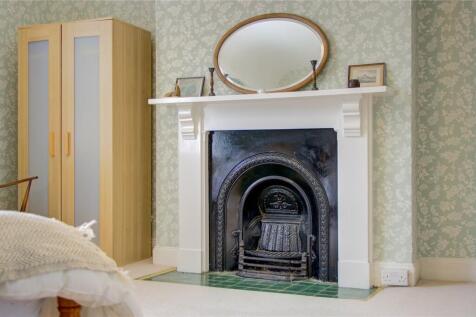 Bedroom 4 Fireplace
